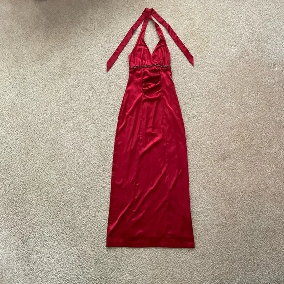 Dresses | Le Chateau Red Halter Style Prom Dress Evening Gown Size Xxs |  Poshmark